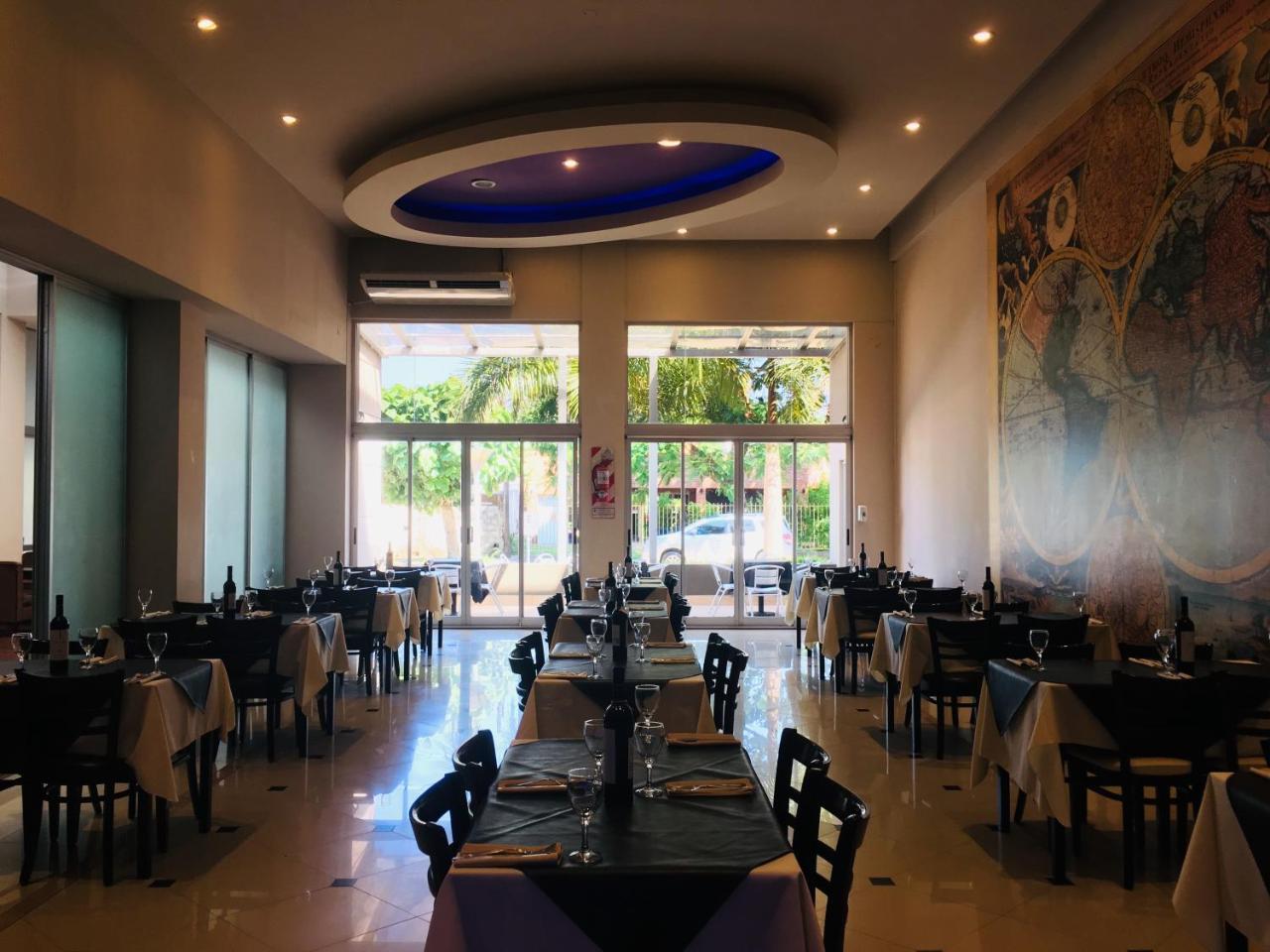 Hotel Atlas Grand Ituzaingo 3*